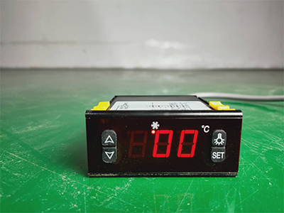 Equipamento de refrigeração industrial ajustável com vedação dupla do airbag e rodas universais de alta resistência 12