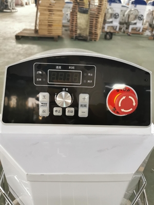 Máquina de mistura espiral de 80L 3,37KW Equipamento de moagem de massa 17,8 Rpm Aparelho de cozinha de restaurante