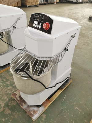 Máquina de mistura espiral de 80L 3,37KW Equipamento de moagem de massa 17,8 Rpm Aparelho de cozinha de restaurante
