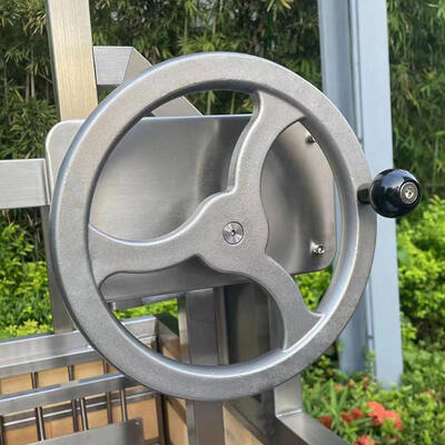 Máquina de grelhar frango rotisserie de carvão comercial pesado para restauração